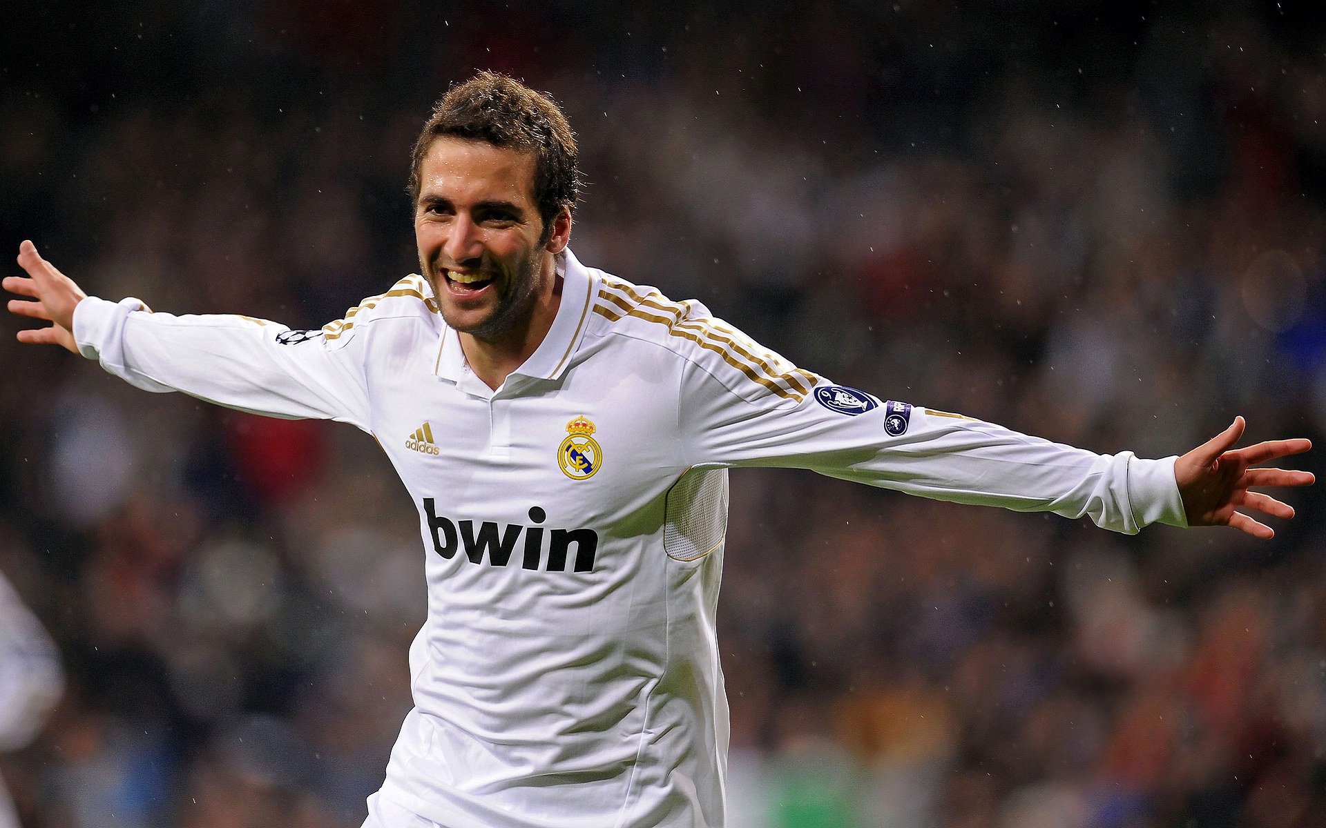 国王连续抢断打出节奏击败热火，国王抢王冠